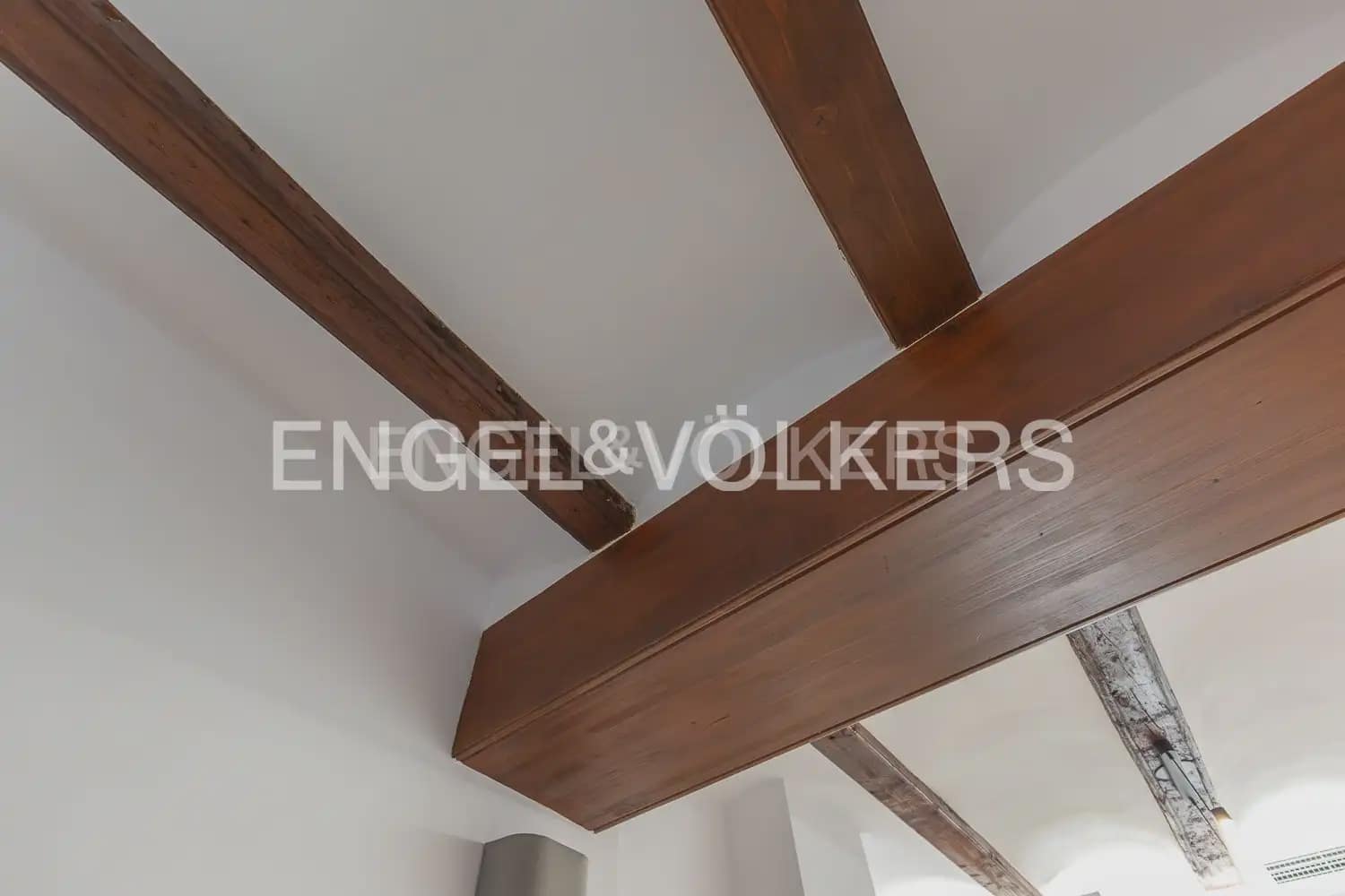 1 bedroom Apartment for rent in Valencia city - € 1,300 (Ref: 9898253)