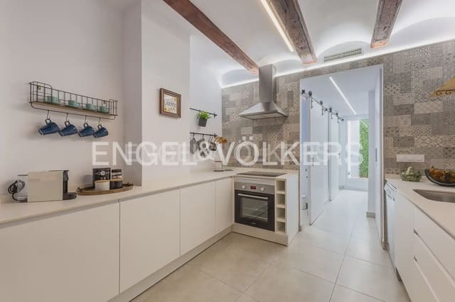 1 bedroom Apartment for rent in La Seu, Valencia city - € 1,300 (Ref: 9898253)