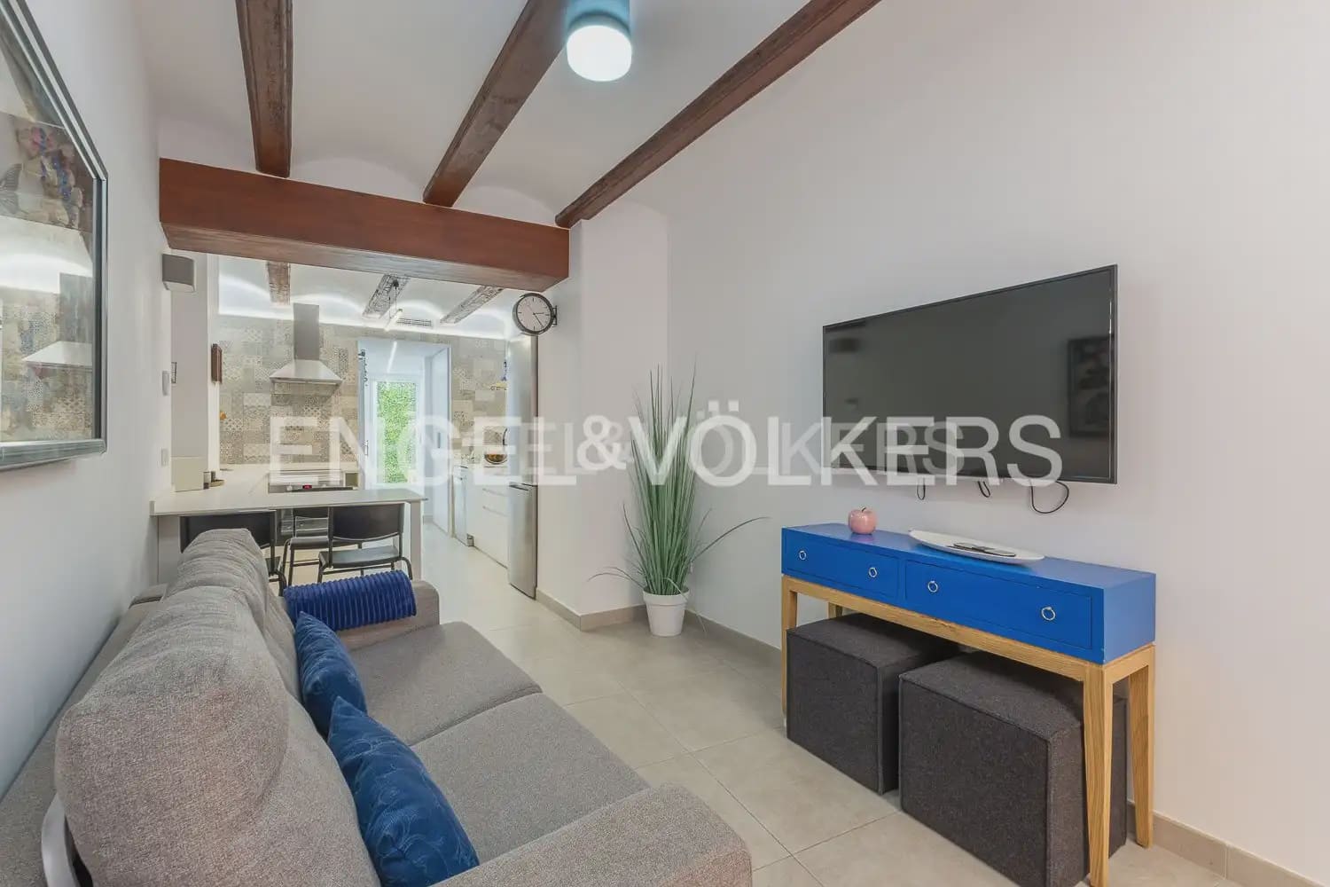 1 bedroom Apartment for rent in Valencia city - € 1,300 (Ref: 9898253)