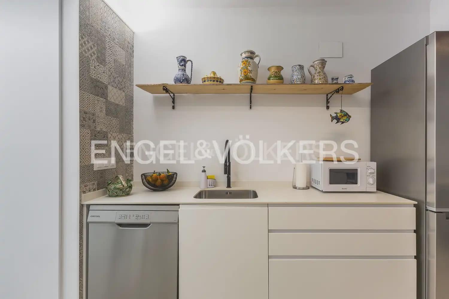 1 bedroom Apartment for rent in Valencia city - € 1,300 (Ref: 9898253)