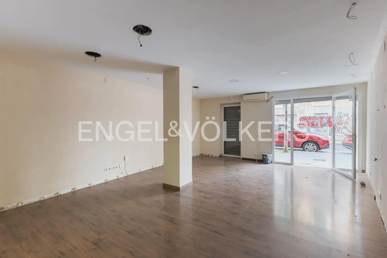 Byggetomt til salgs i Valencia by - € 1 500 000 (Ref: 9898255)
