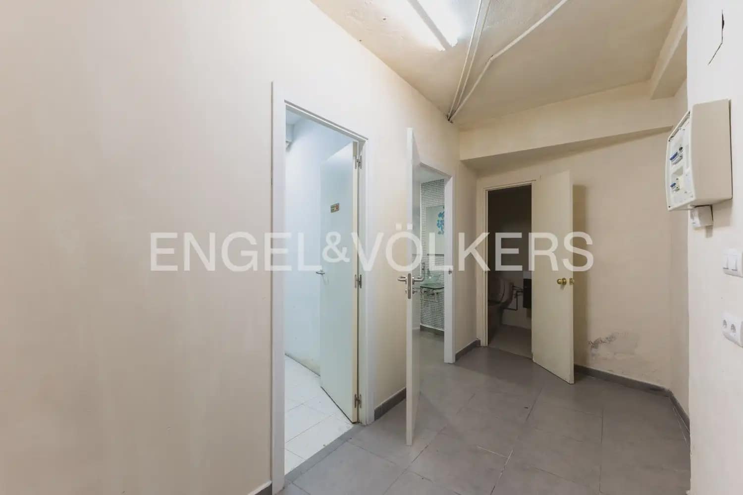 Byggetomt til salgs i Valencia by - € 1 500 000 (Ref: 9898255)