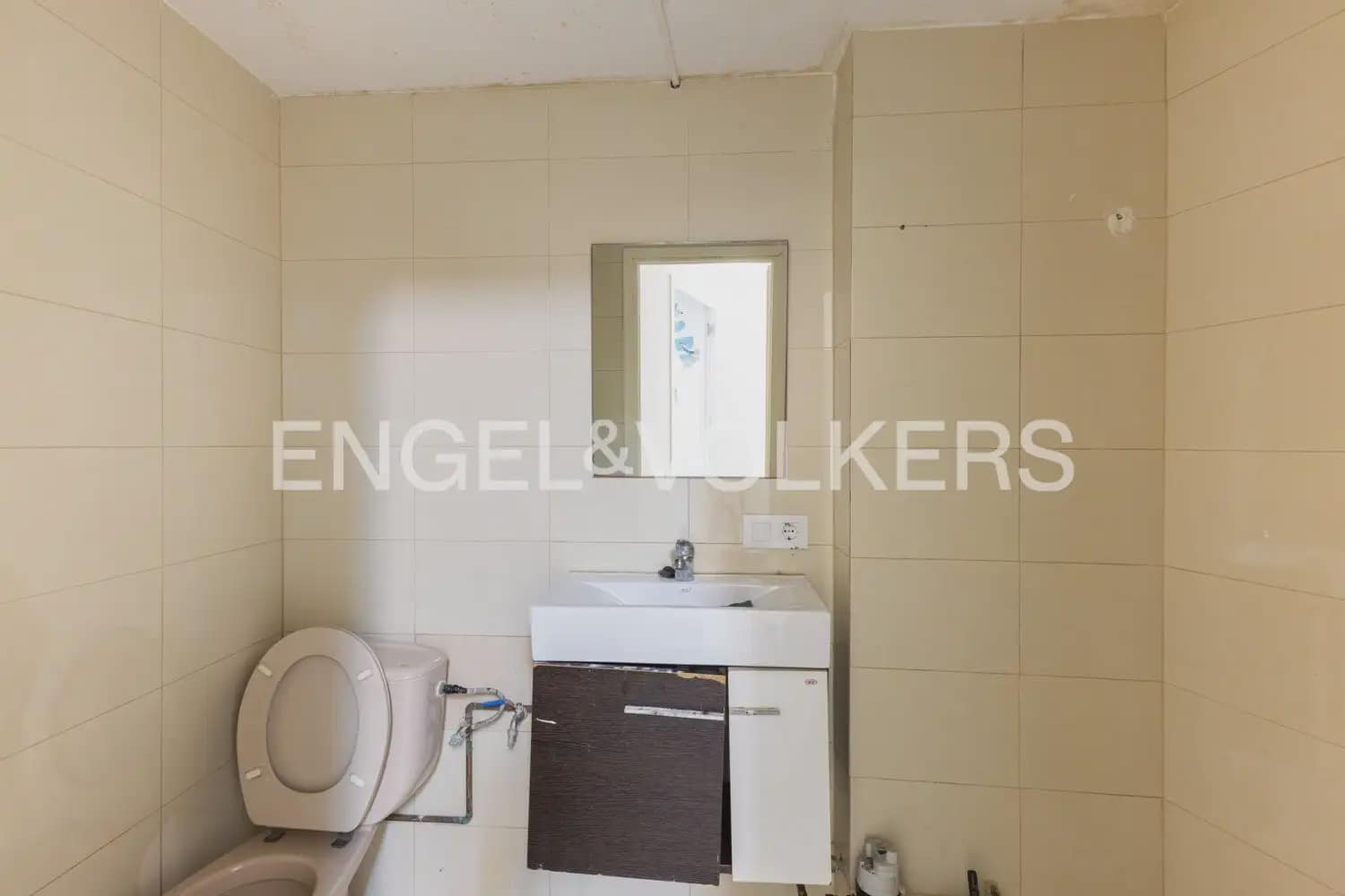 Byggetomt til salgs i Valencia by - € 1 500 000 (Ref: 9898255)