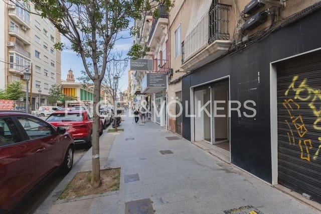 Byggetomt til salgs i Russafa, Valencia by - € 1 500 000 (Ref: 9898255)
