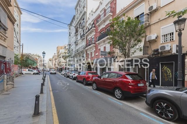 Byggetomt til salgs i Russafa, Valencia by - € 1 500 000 (Ref: 9898255)
