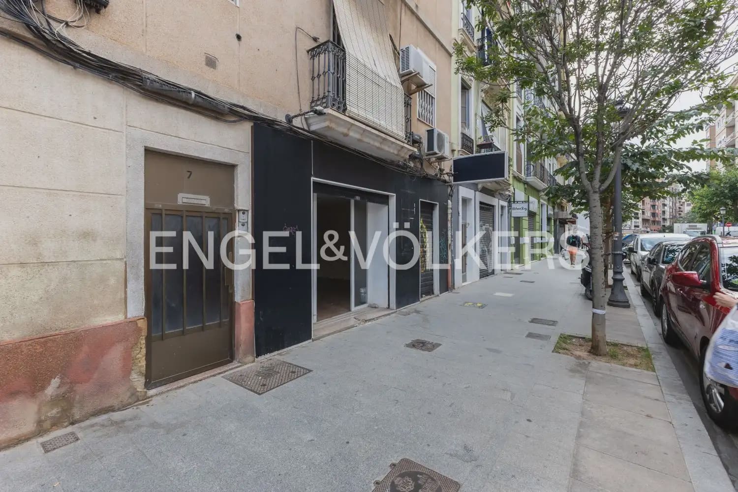 Byggetomt til salgs i Valencia by - € 1 500 000 (Ref: 9898255)