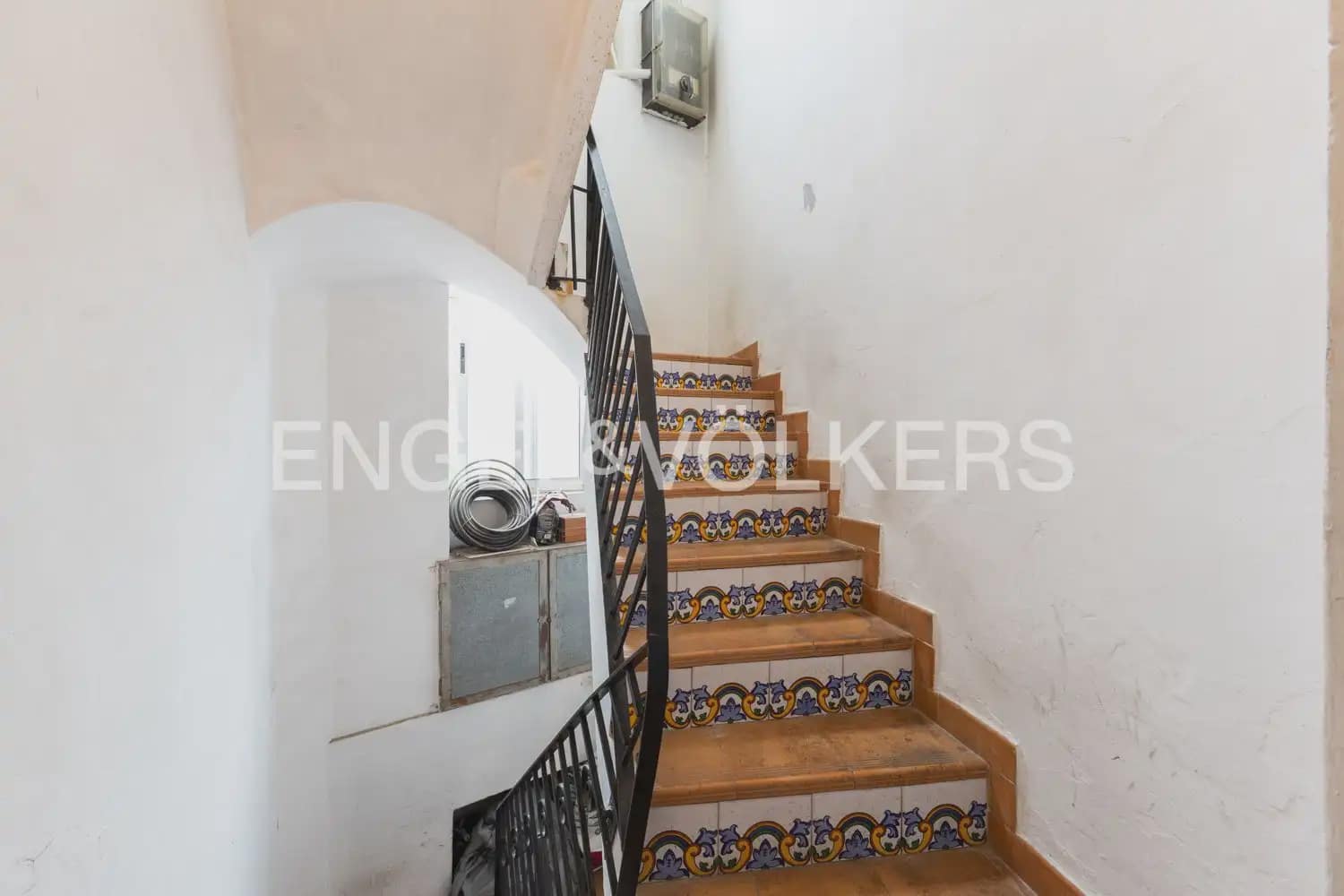 Byggetomt til salgs i Valencia by - € 1 500 000 (Ref: 9898255)
