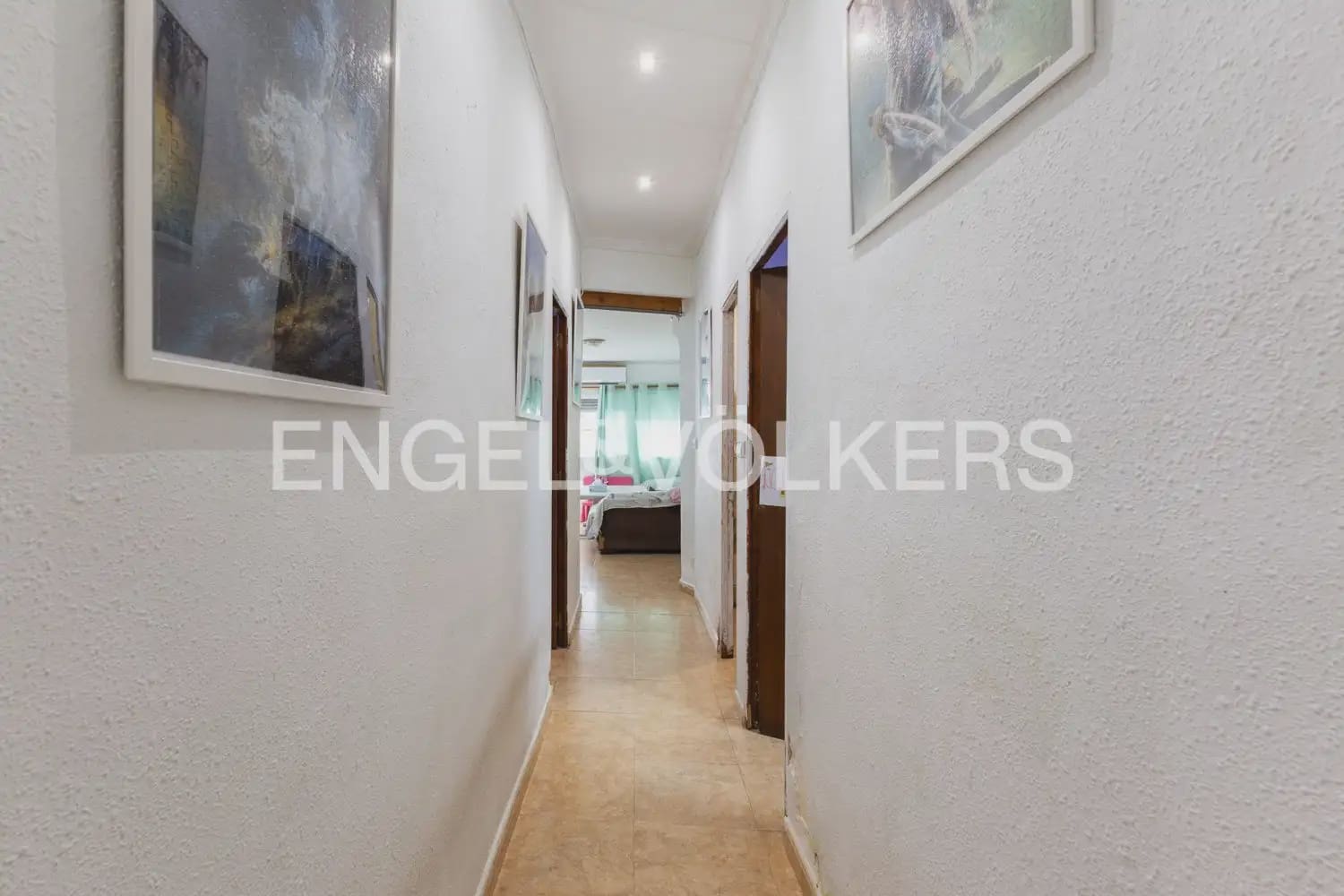 Byggetomt til salgs i Valencia by - € 1 500 000 (Ref: 9898255)