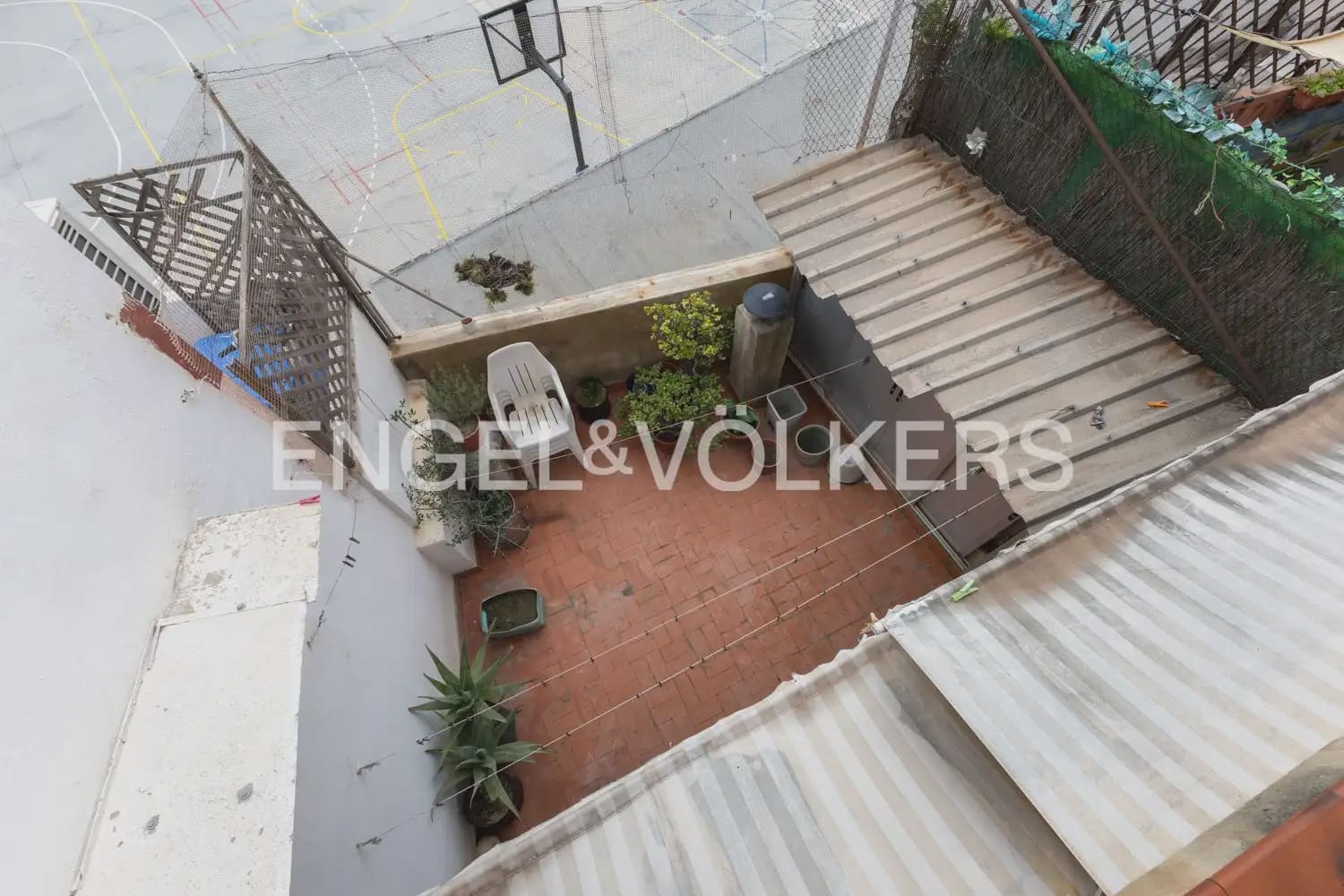 Byggetomt til salgs i Valencia by - € 1 500 000 (Ref: 9898255)