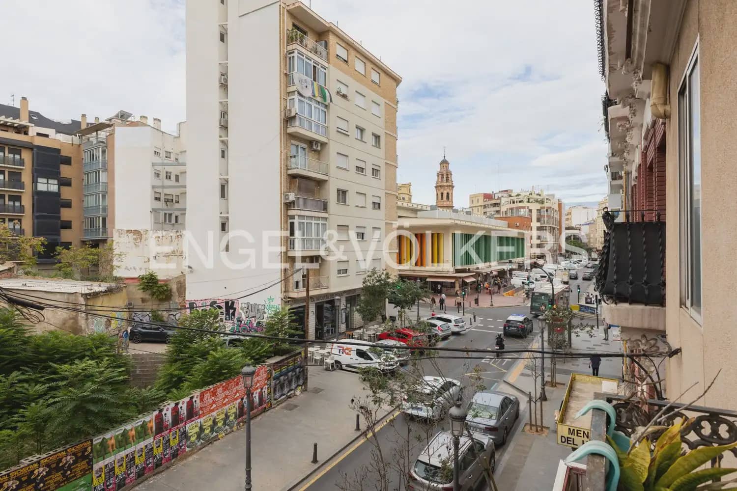 Byggetomt til salgs i Valencia by - € 1 500 000 (Ref: 9898255)