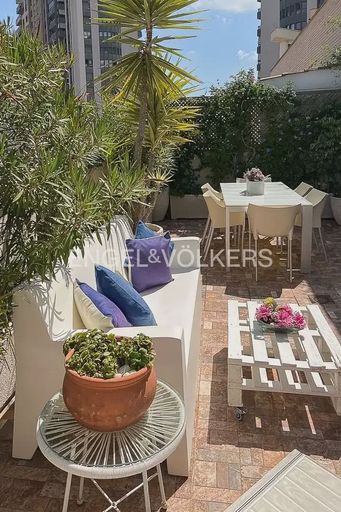 2 sovrum Takvåning till salu i Valencia stad med garage - 850 000 € (Ref: 9898256)