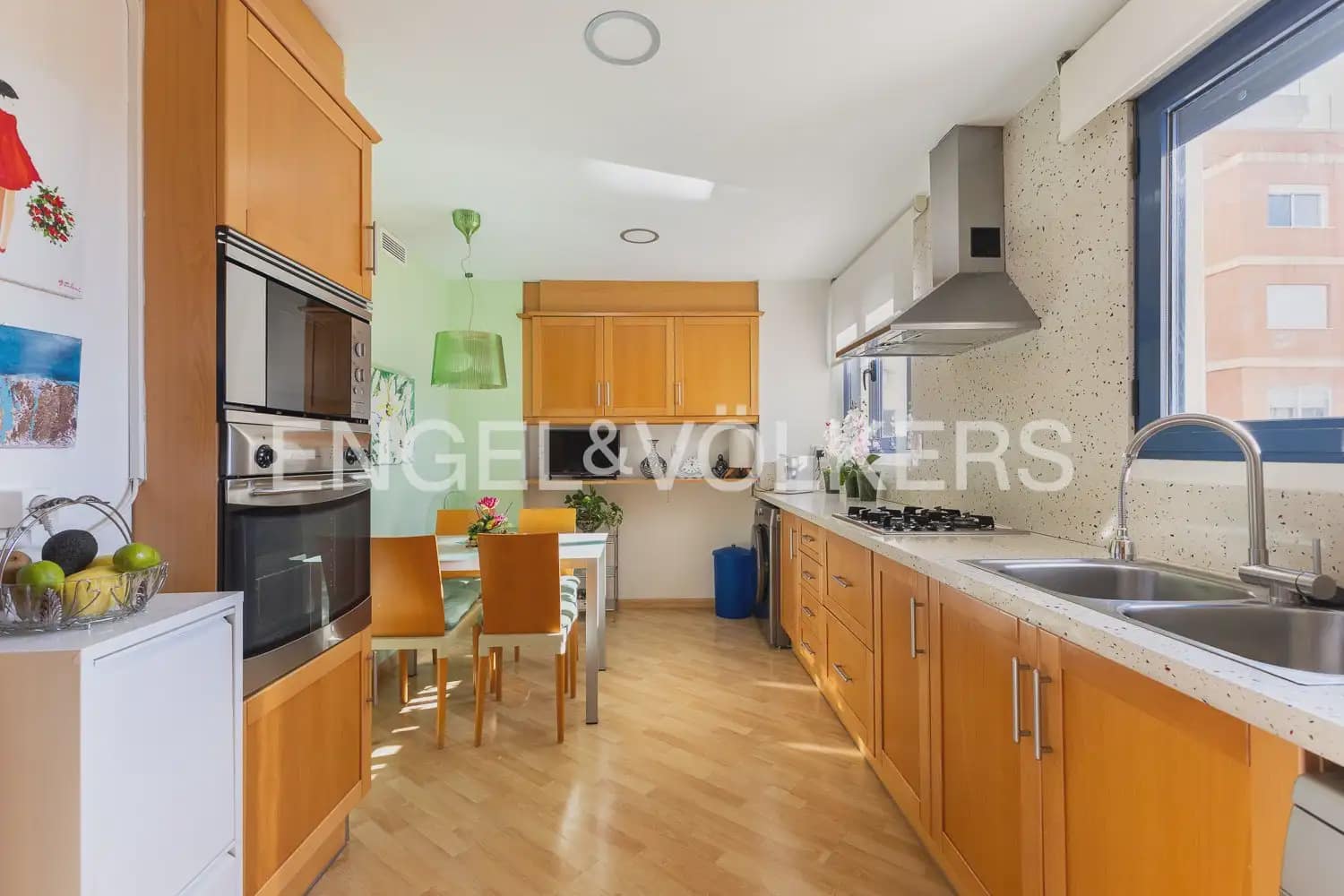 2 sovrum Takvåning till salu i Valencia stad med garage - 850 000 € (Ref: 9898256)