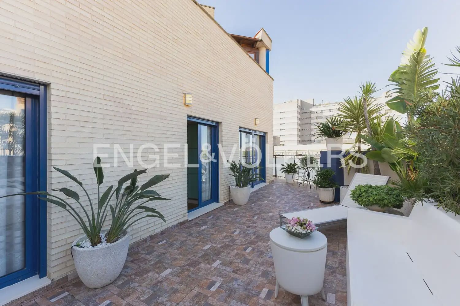 2 sovrum Takvåning till salu i Valencia stad med garage - 850 000 € (Ref: 9898256)
