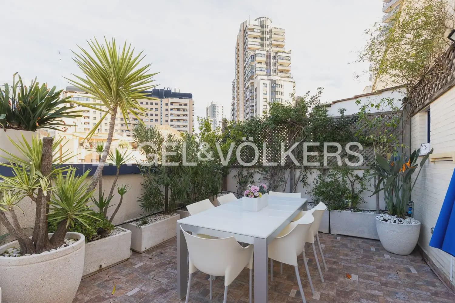 2 sovrum Takvåning till salu i Valencia stad med garage - 850 000 € (Ref: 9898256)