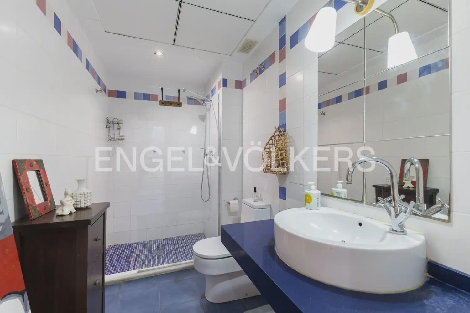 4 bedroom Villa for sale in Benisano with pool garage - € 499,000 (Ref: 9898257)