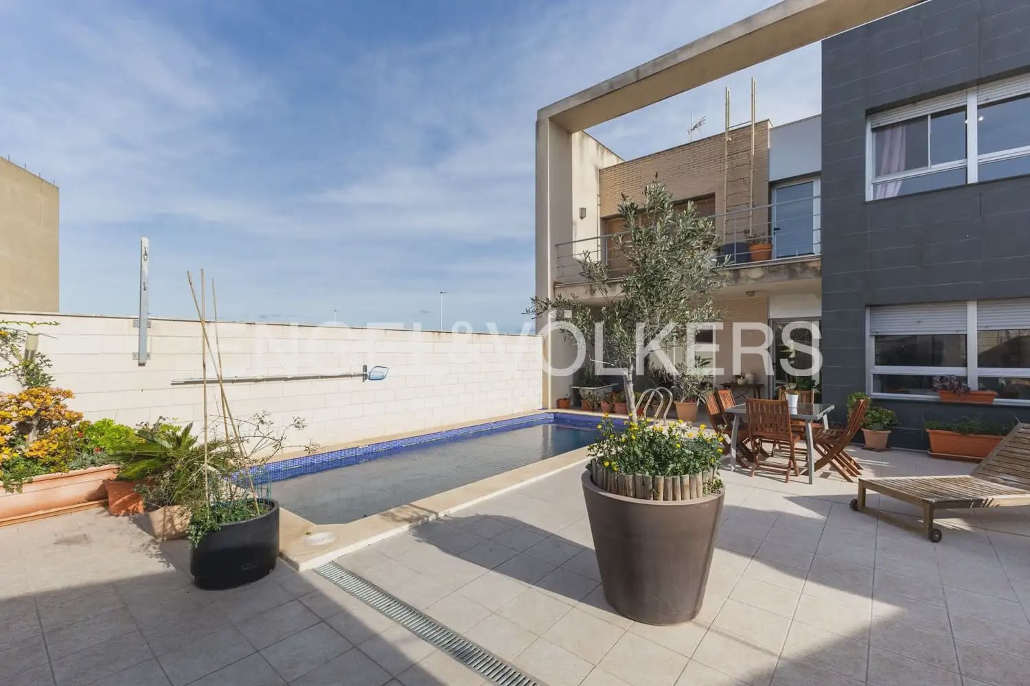 4 bedroom Villa for sale in Benisano with pool garage - € 499,000 (Ref: 9898257)