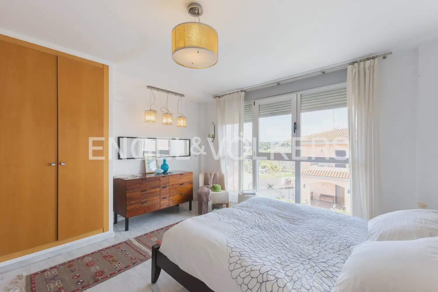 4 bedroom Villa for sale in Benisano with pool garage - € 499,000 (Ref: 9898257)
