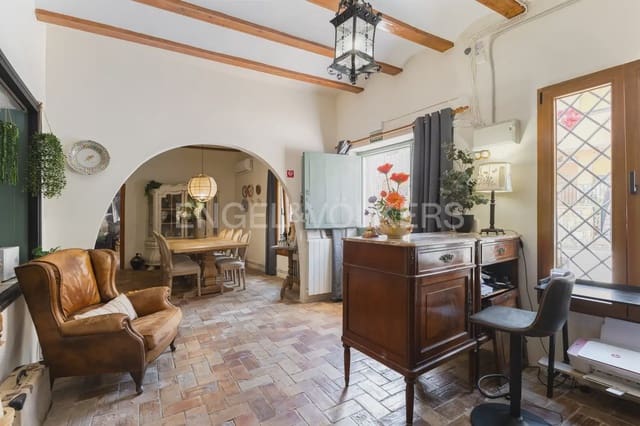 8 bedroom Finca/Country House for sale in Alcublas with pool garage - € 595,000 (Ref: 9898258)