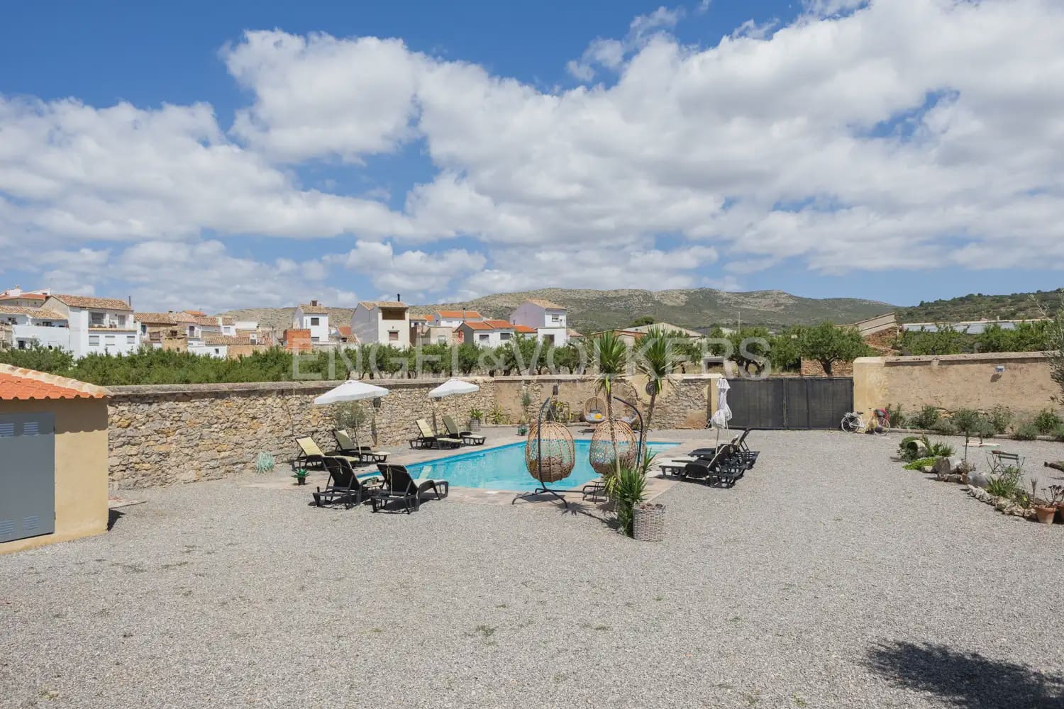 8 bedroom Finca/Country House for sale in Alcublas with pool garage - € 595,000 (Ref: 9898258)