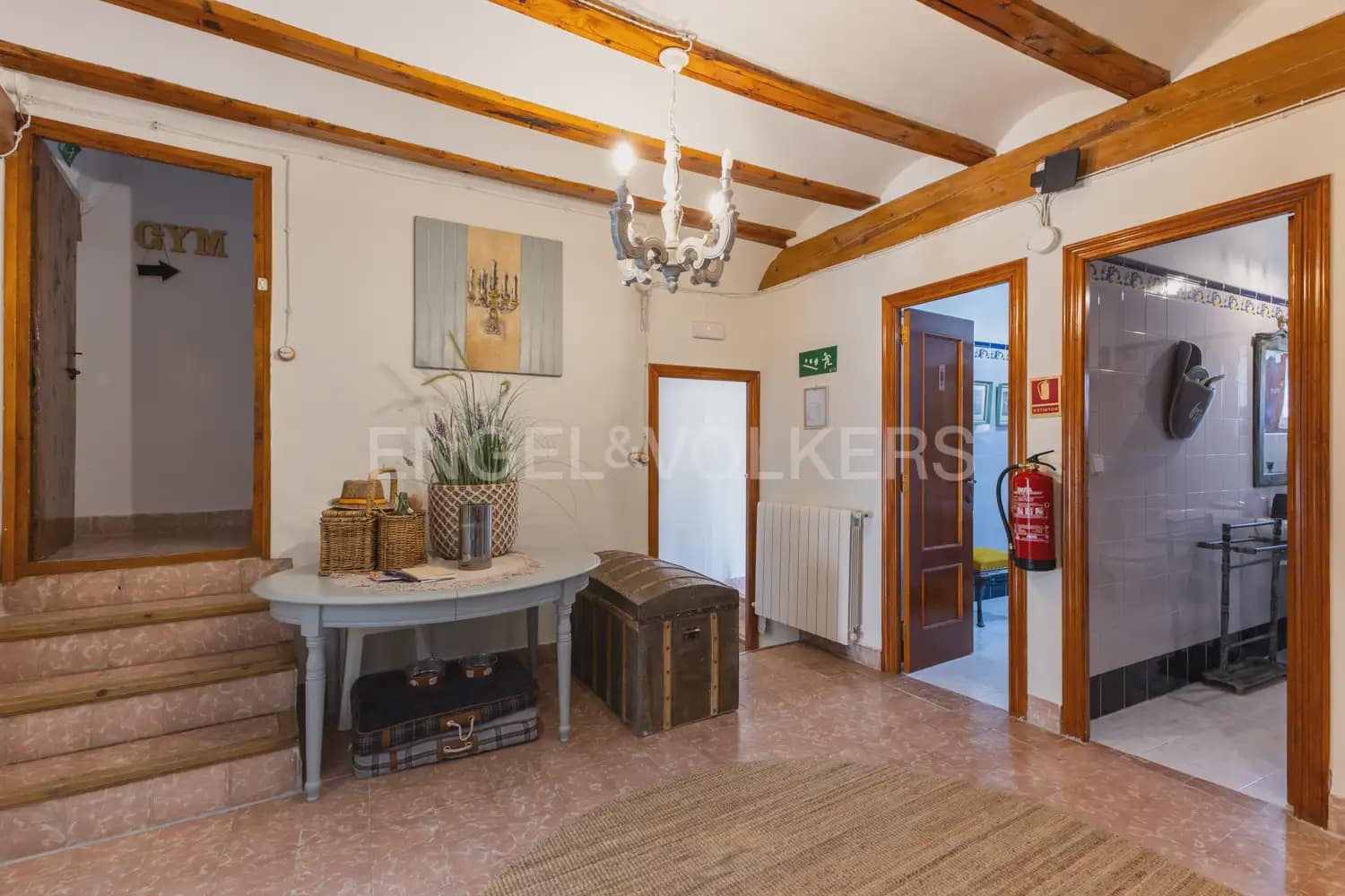 8 bedroom Finca/Country House for sale in Alcublas with pool garage - € 595,000 (Ref: 9898258)