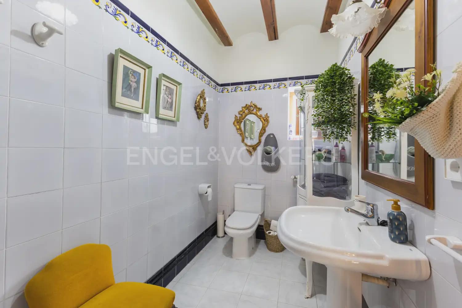 8 bedroom Finca/Country House for sale in Alcublas with pool garage - € 595,000 (Ref: 9898258)