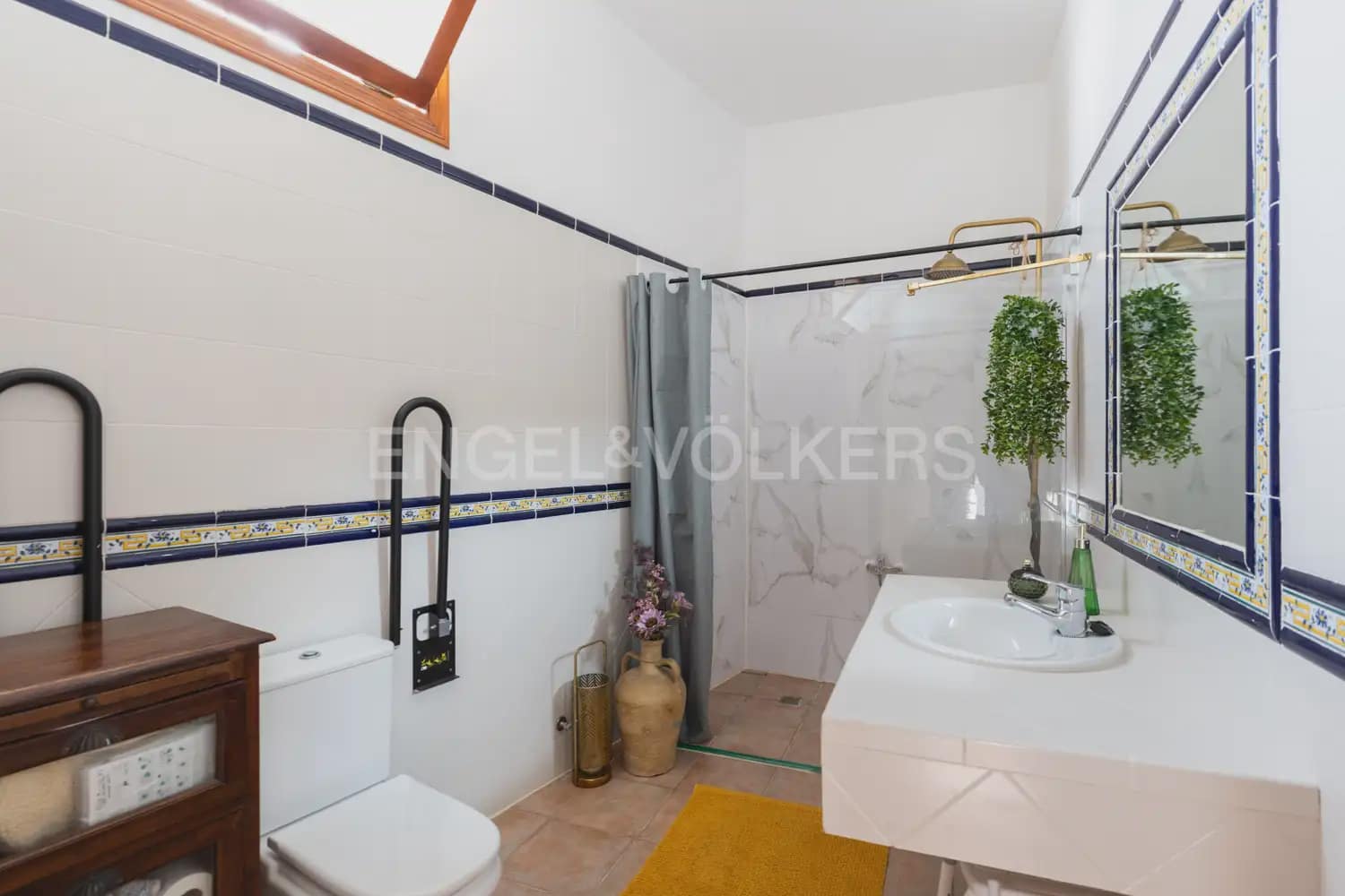 8 bedroom Finca/Country House for sale in Alcublas with pool garage - € 595,000 (Ref: 9898258)