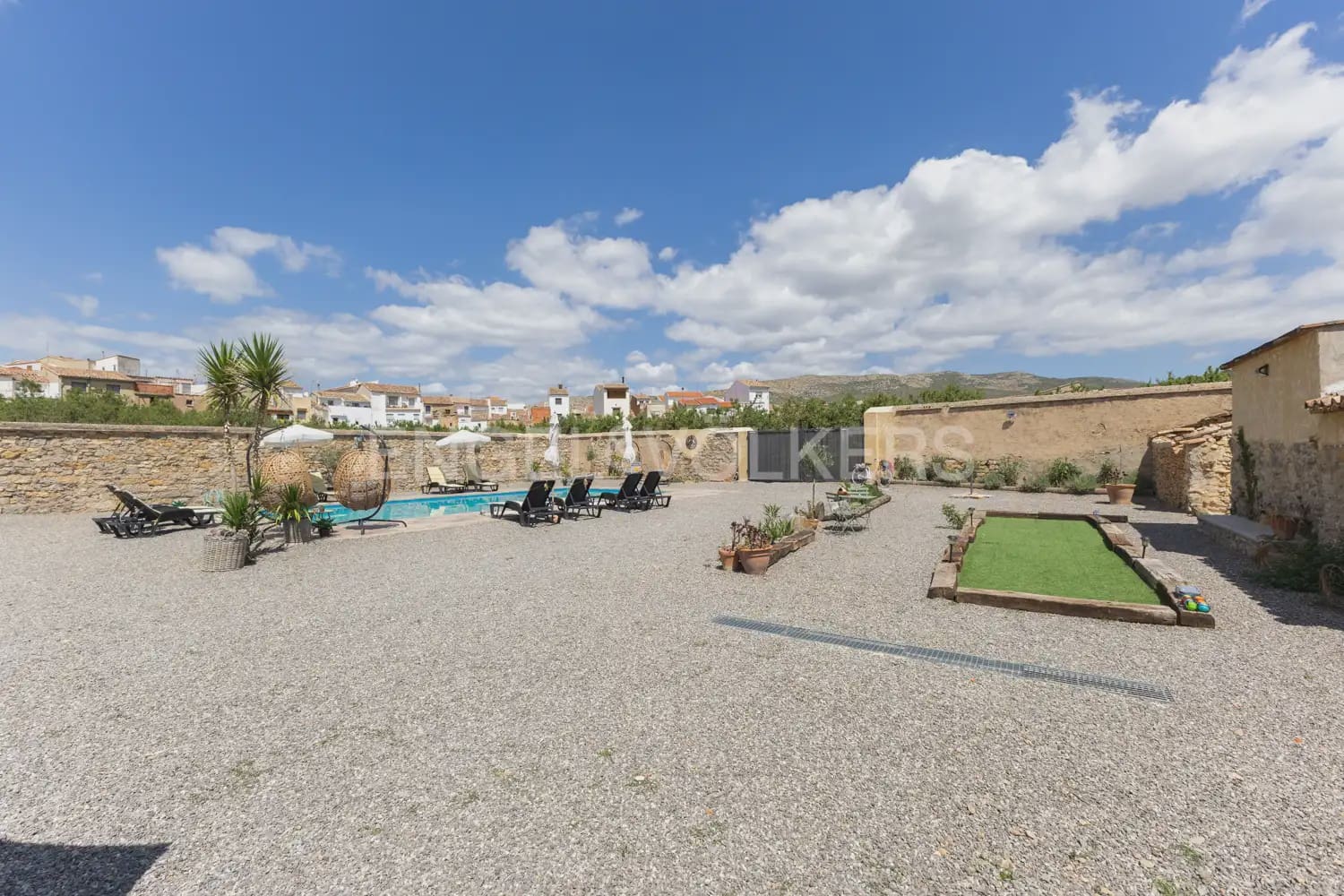 8 bedroom Finca/Country House for sale in Alcublas with pool garage - € 595,000 (Ref: 9898258)