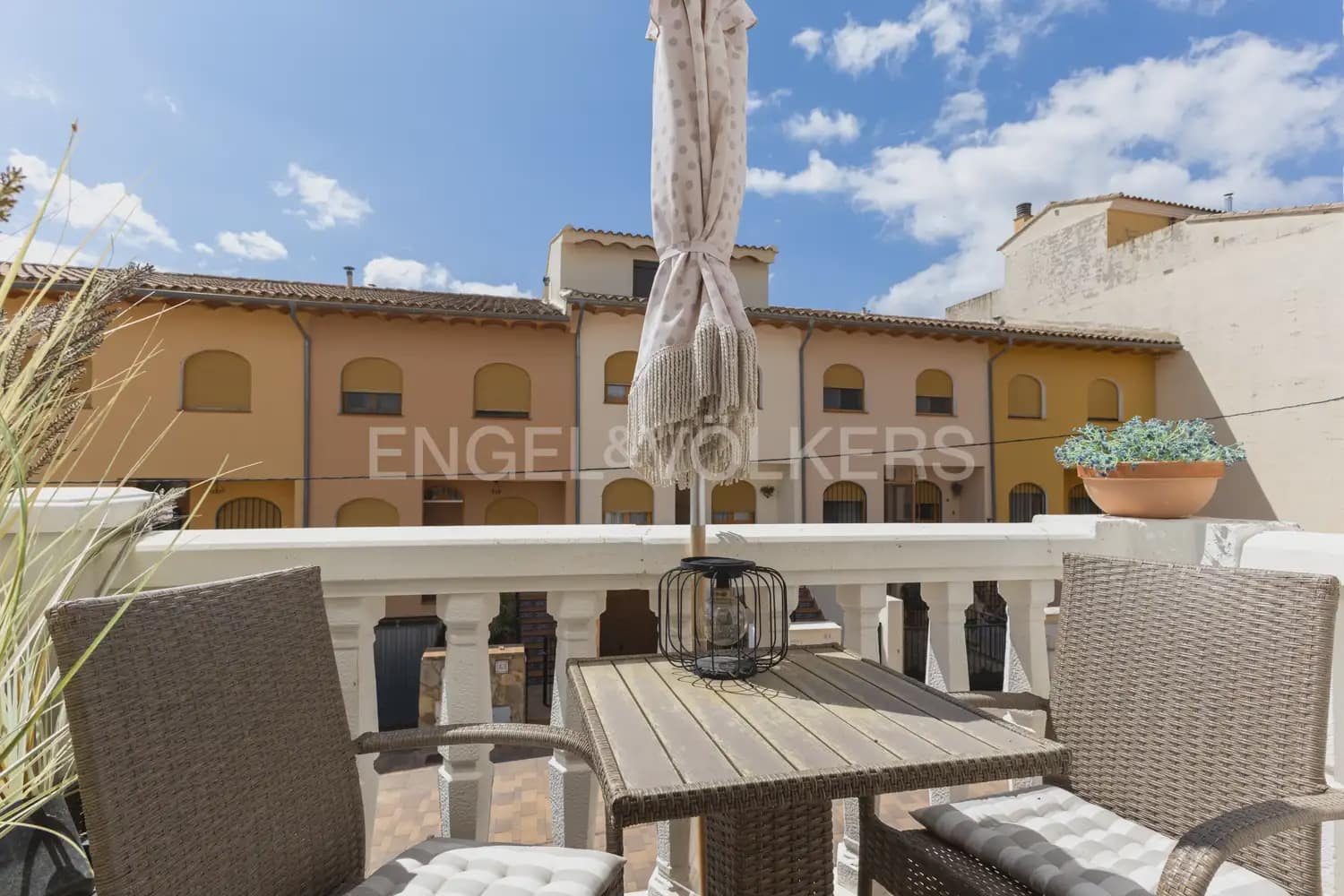 8 bedroom Finca/Country House for sale in Alcublas with pool garage - € 595,000 (Ref: 9898258)