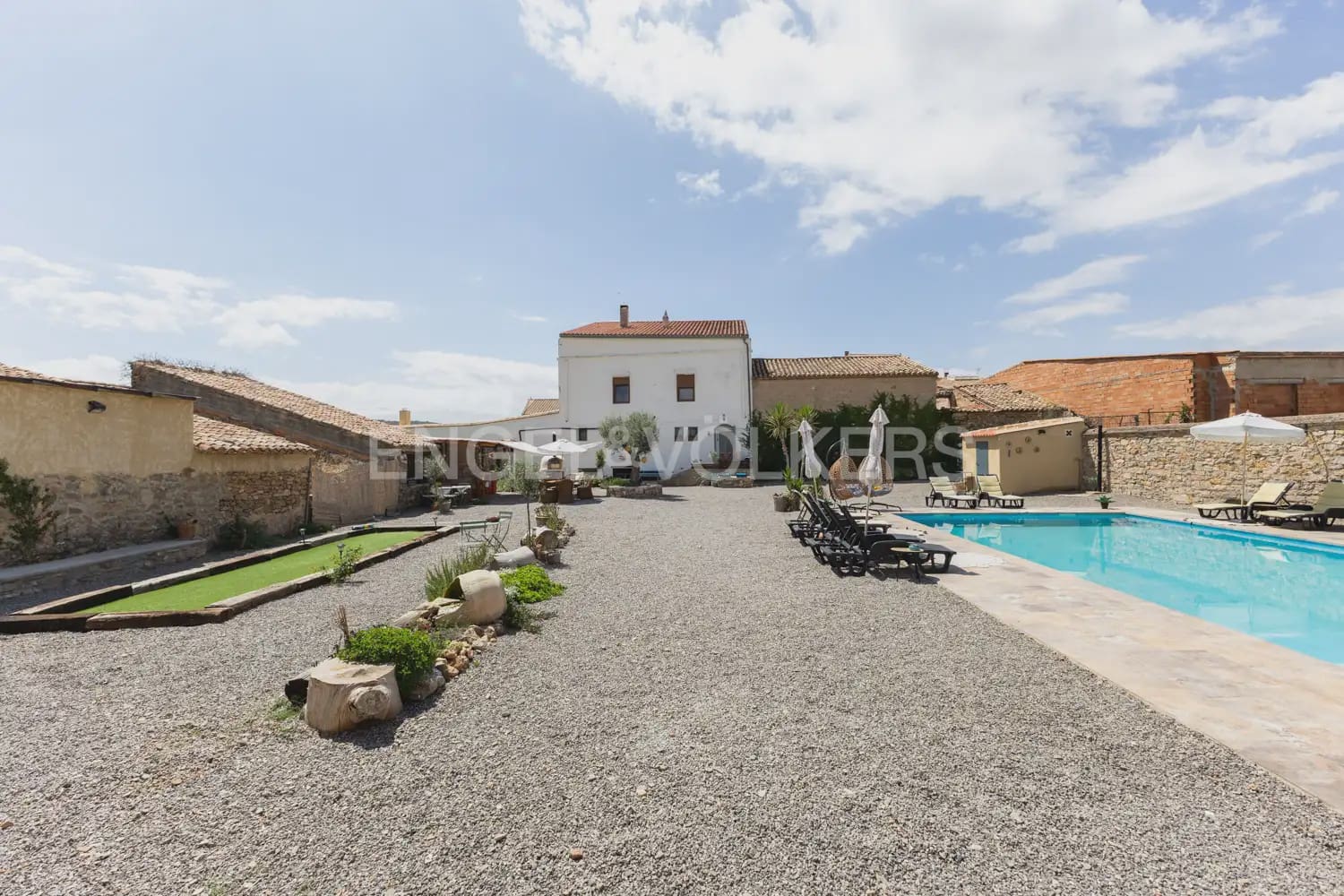 8 bedroom Finca/Country House for sale in Alcublas with pool garage - € 595,000 (Ref: 9898258)