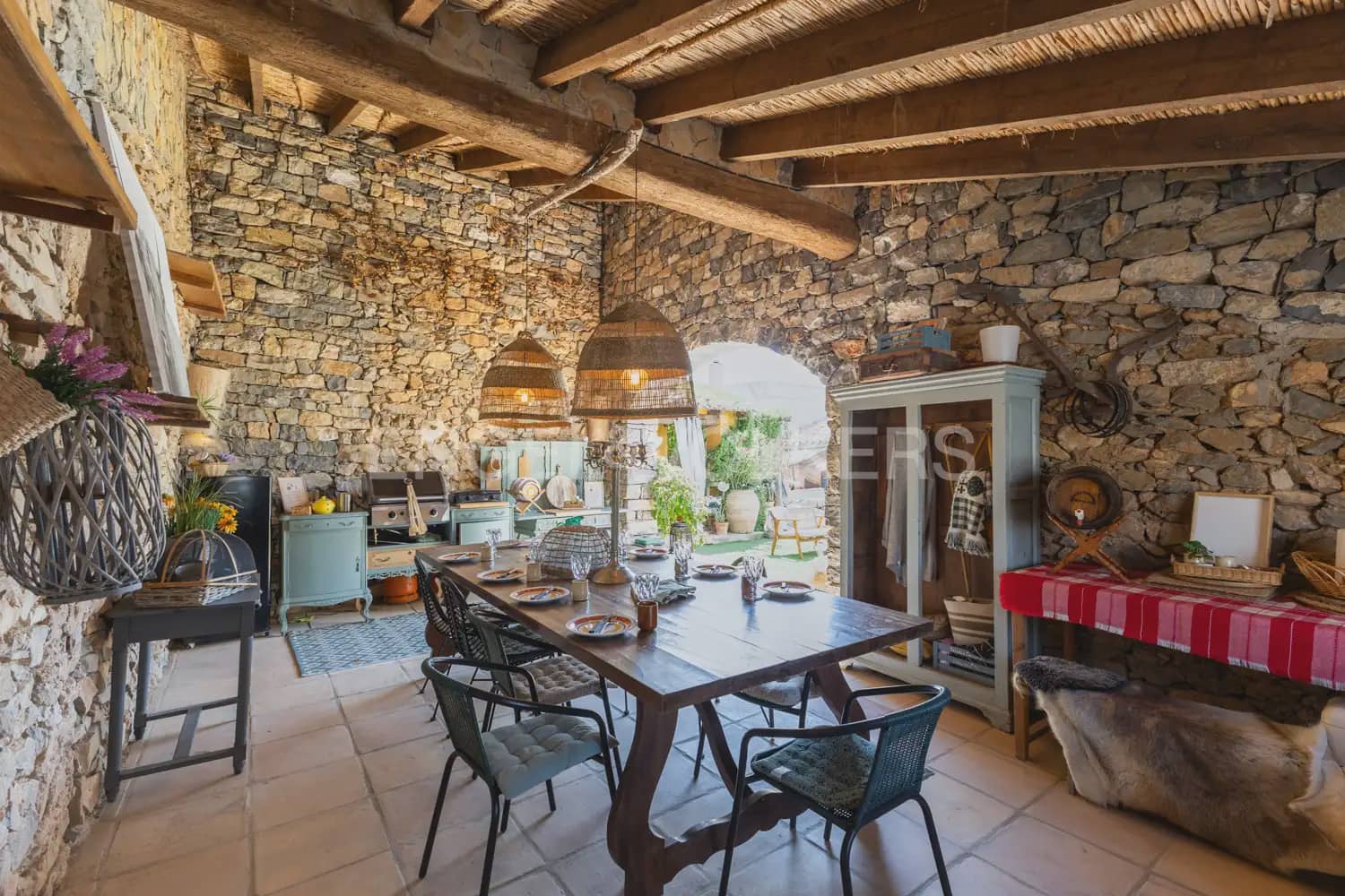 8 bedroom Finca/Country House for sale in Alcublas with pool garage - € 595,000 (Ref: 9898258)