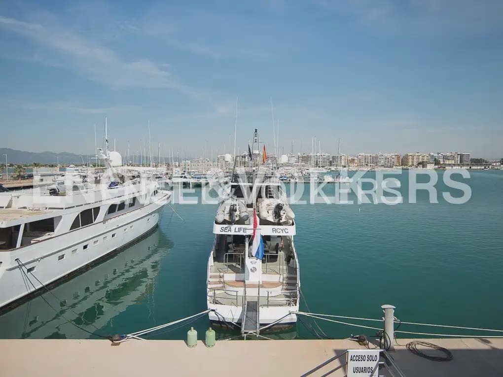 5 Zimmer Villa zu verkaufen in Burriana / Borriana mit Pool Garage - 970.000 € (Ref: 9898259)