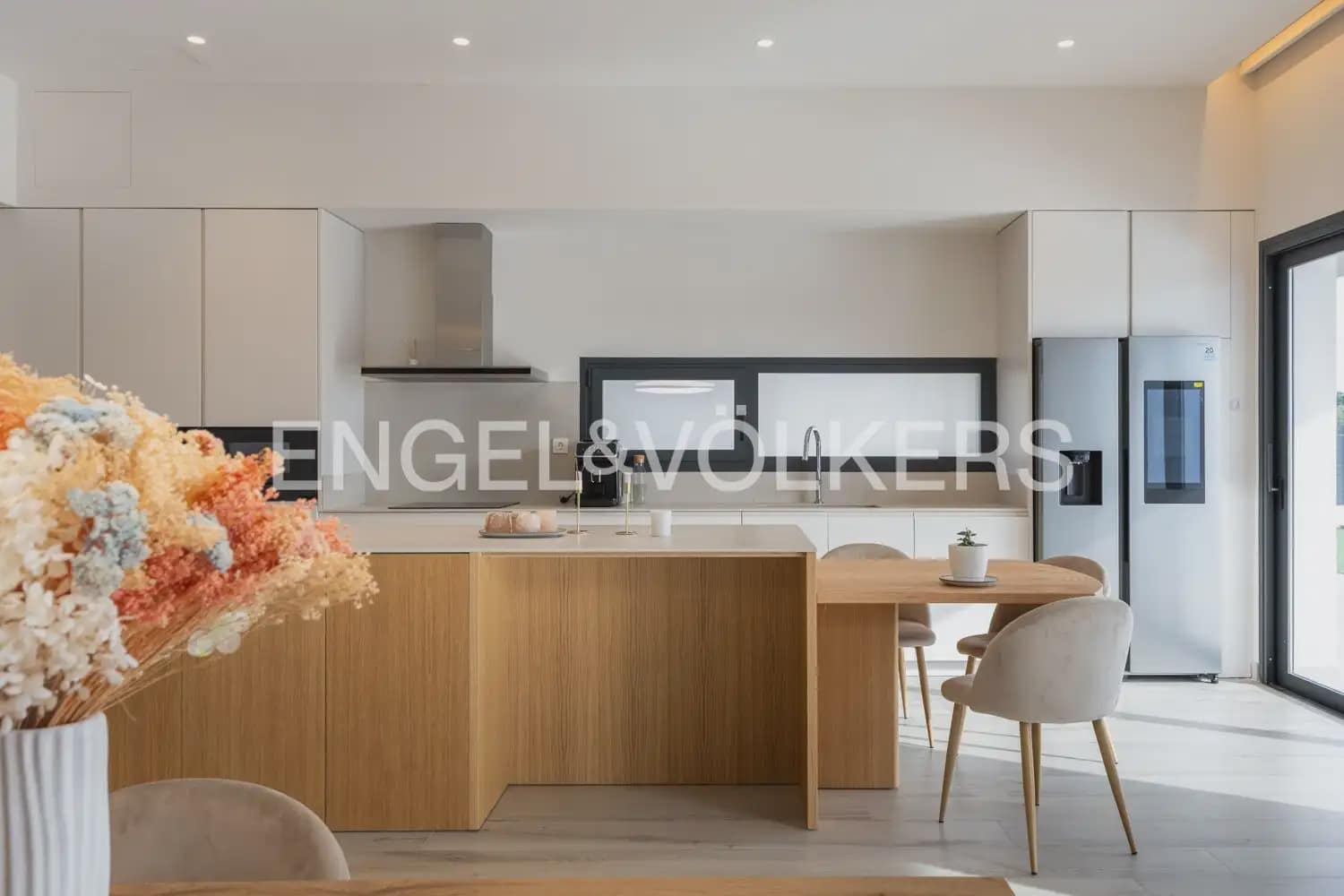 5 Zimmer Villa zu verkaufen in Burriana / Borriana mit Pool Garage - 970.000 € (Ref: 9898259)