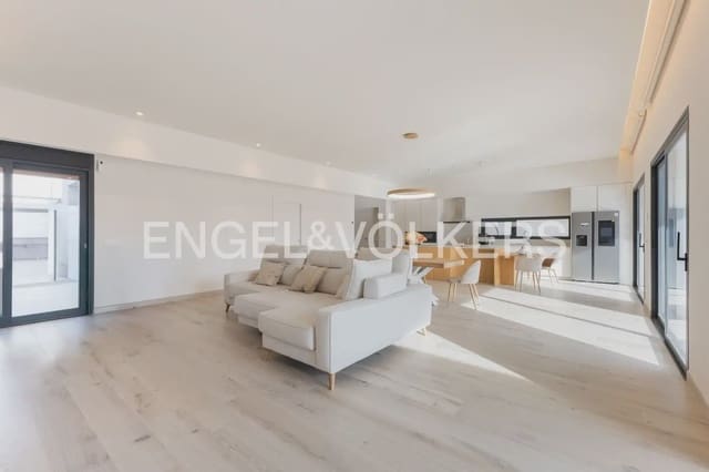 5 Zimmer Villa zu verkaufen in Burriana / Borriana mit Pool Garage - 970.000 € (Ref: 9898259)