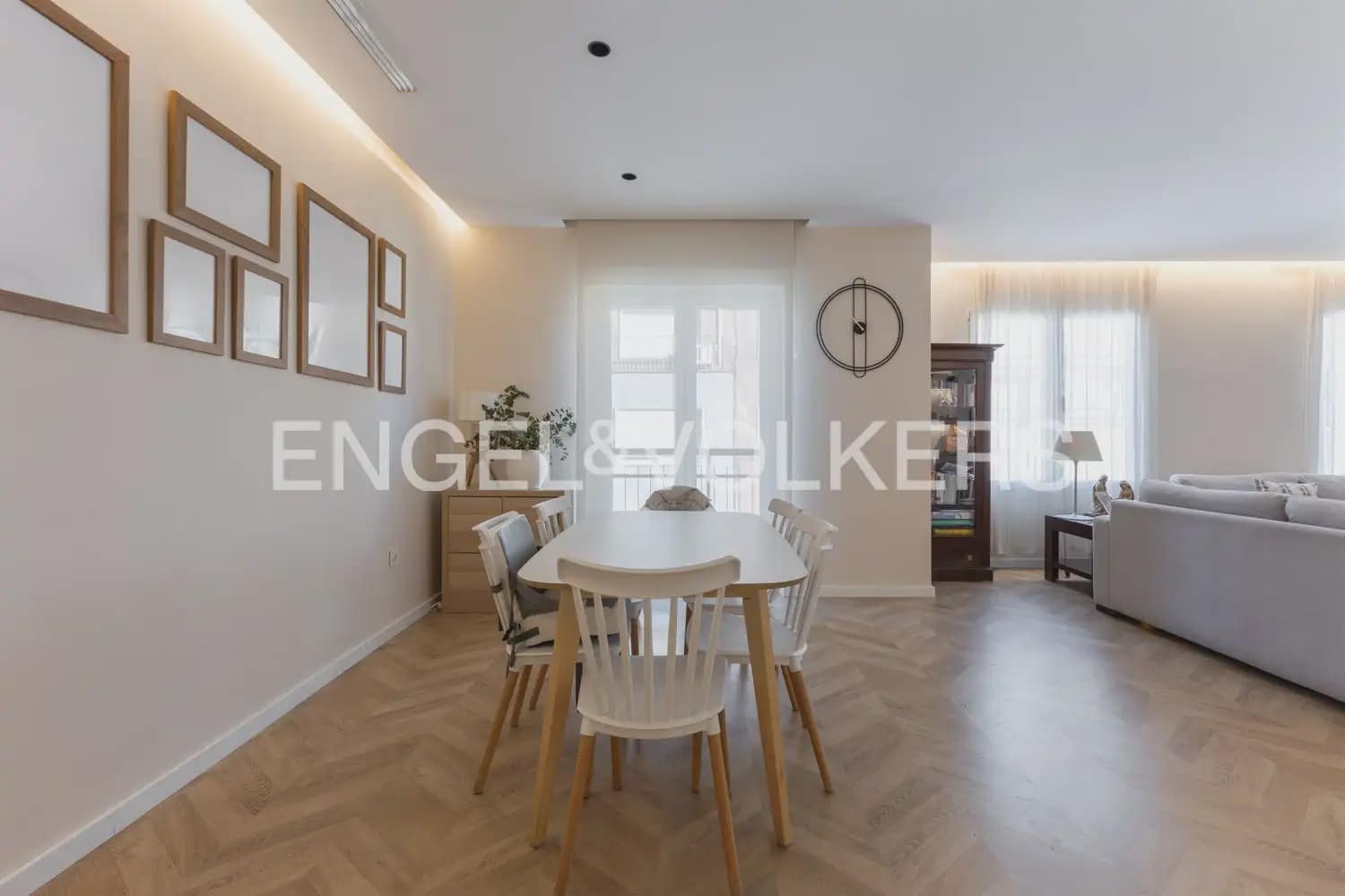 4 makuuhuone Huoneisto myytävänä paikassa Valencia kaupunki - 860 000 € (Ref: 9898260)