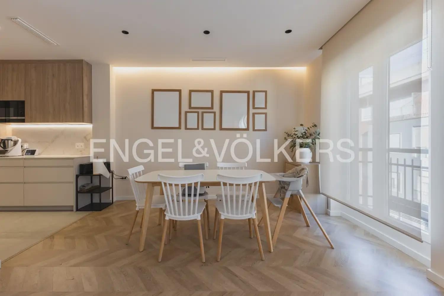 4 makuuhuone Huoneisto myytävänä paikassa Valencia kaupunki - 860 000 € (Ref: 9898260)