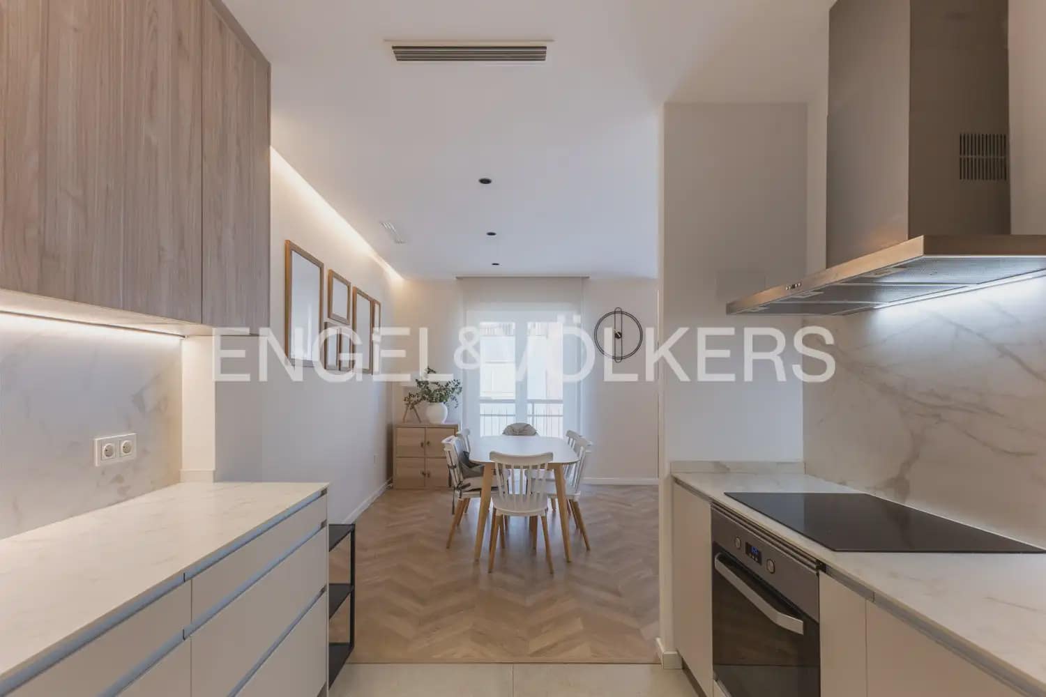 4 makuuhuone Huoneisto myytävänä paikassa Valencia kaupunki - 860 000 € (Ref: 9898260)