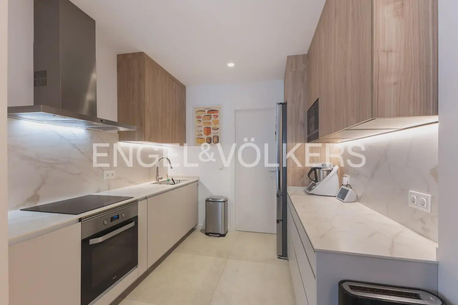 4 makuuhuone Huoneisto myytävänä paikassa Valencia kaupunki - 860 000 € (Ref: 9898260)