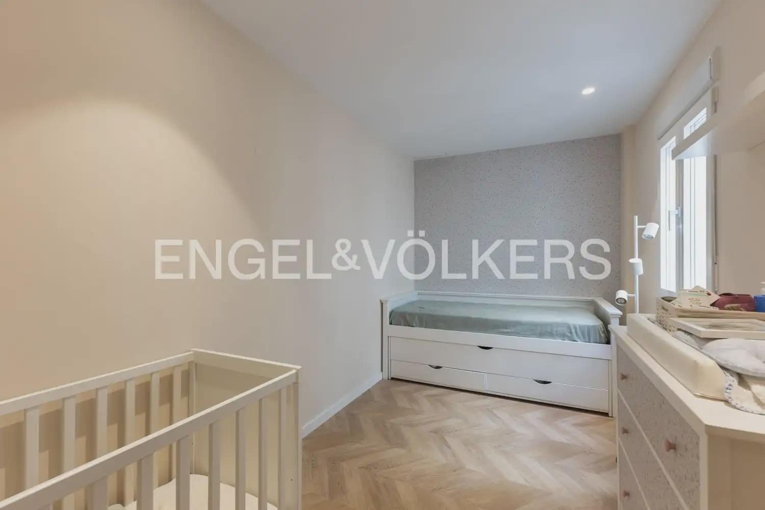 4 makuuhuone Huoneisto myytävänä paikassa Valencia kaupunki - 860 000 € (Ref: 9898260)