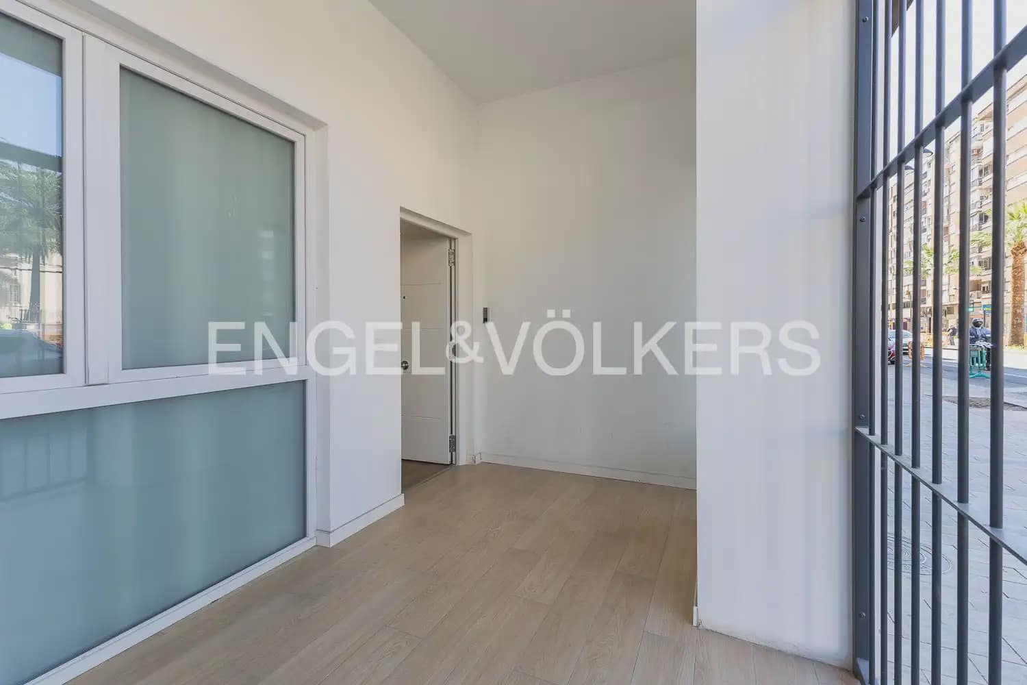 Hotelli myytävänä paikassa Valencia kaupunki - 1 300 000 € (Ref: 9898261)