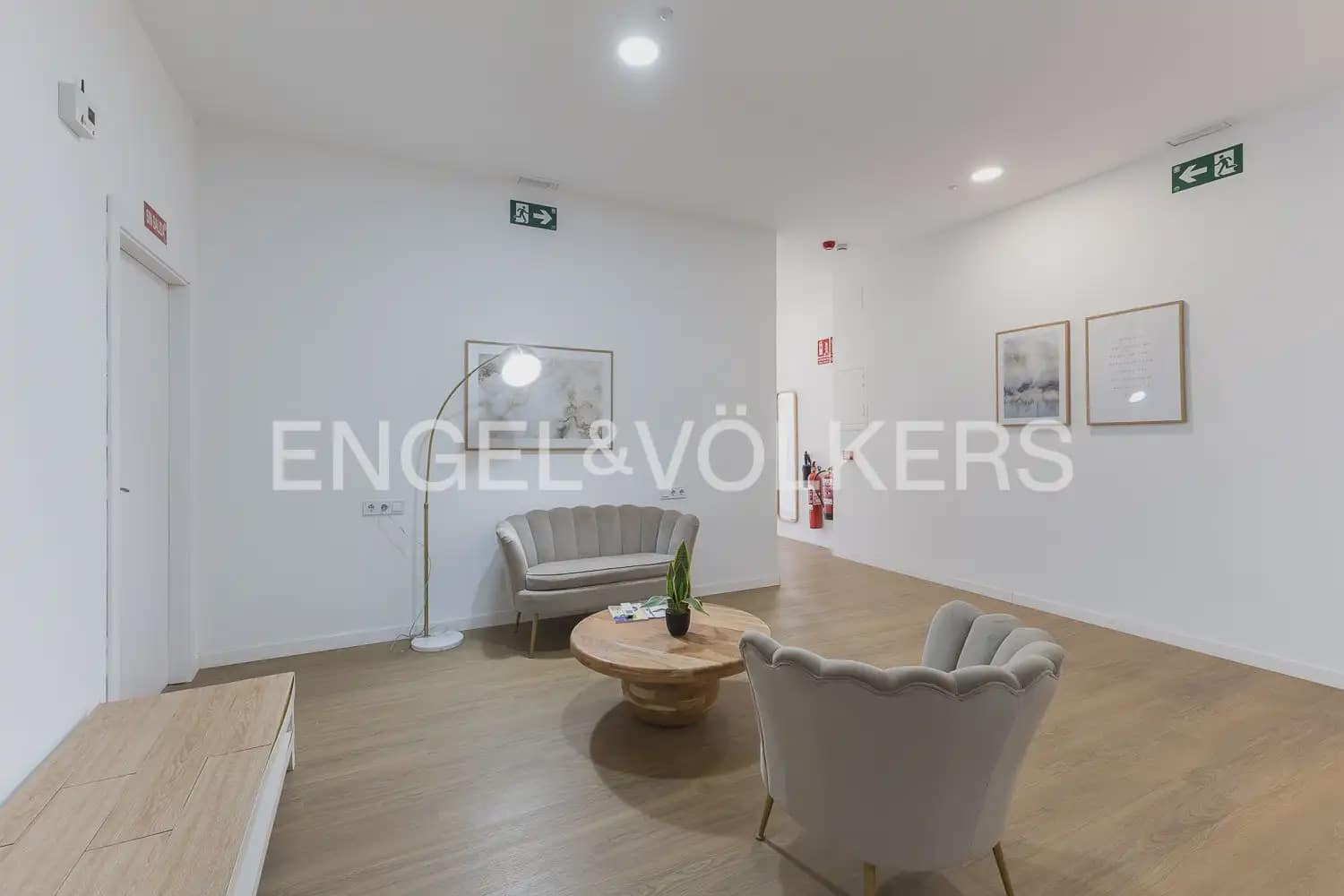 Hotelli myytävänä paikassa Valencia kaupunki - 1 300 000 € (Ref: 9898261)