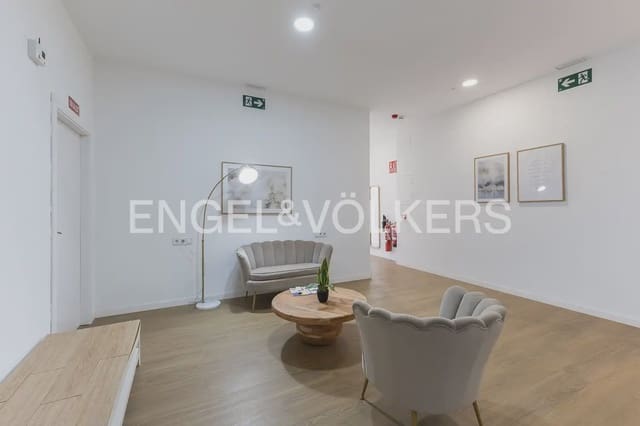 Hotelli myytävänä paikassa Arrancapins, Valencia kaupunki - 1 300 000 € (Ref: 9898261)