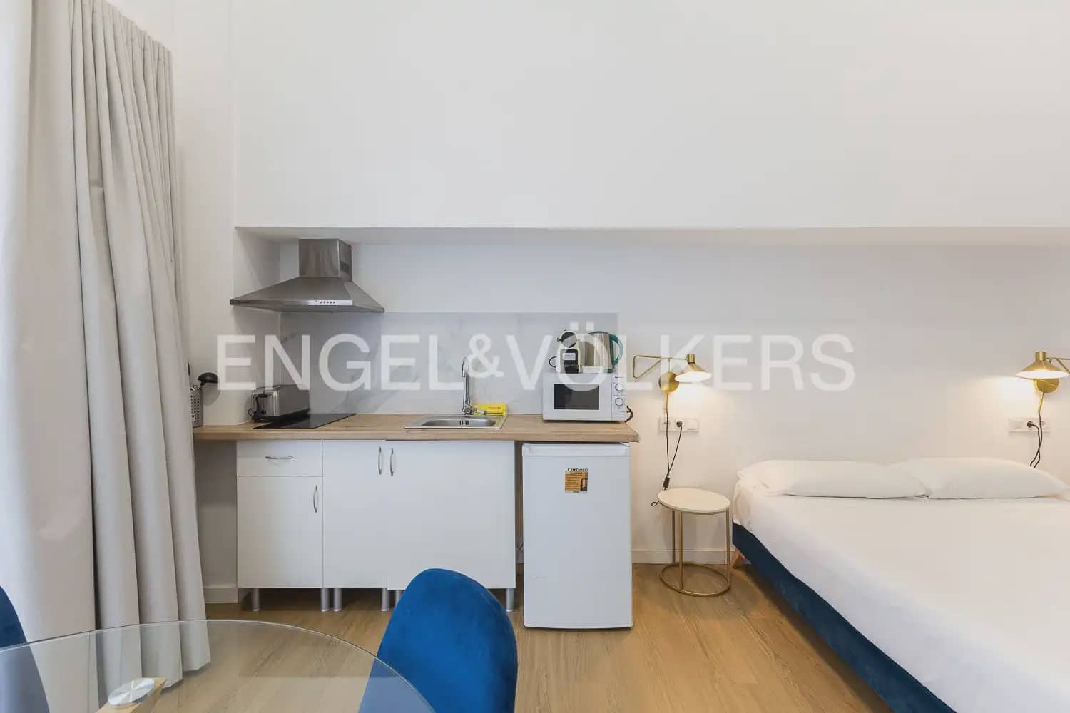 Hotelli myytävänä paikassa Valencia kaupunki - 1 300 000 € (Ref: 9898261)