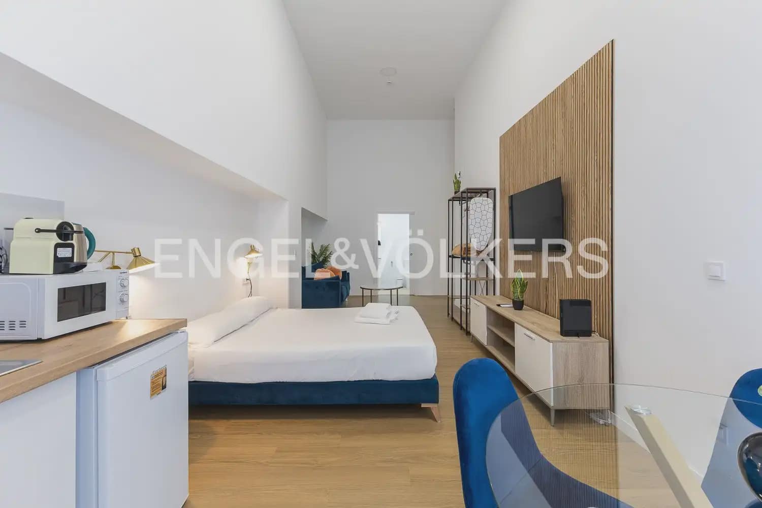 Hotelli myytävänä paikassa Valencia kaupunki - 1 300 000 € (Ref: 9898261)