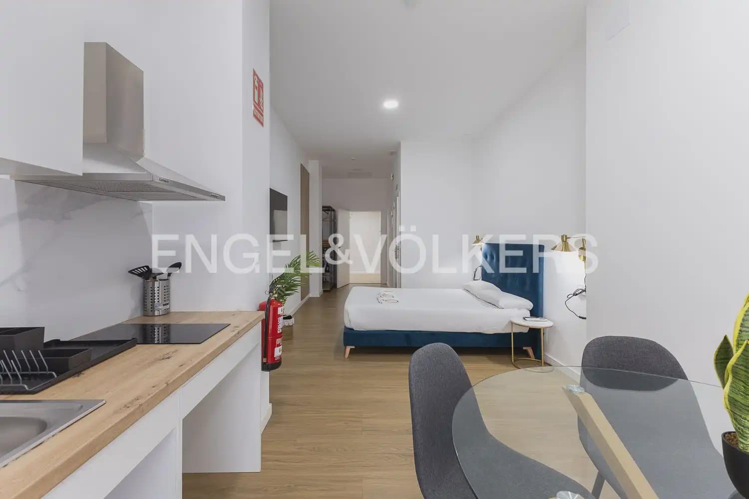 Hotelli myytävänä paikassa Valencia kaupunki - 1 300 000 € (Ref: 9898261)