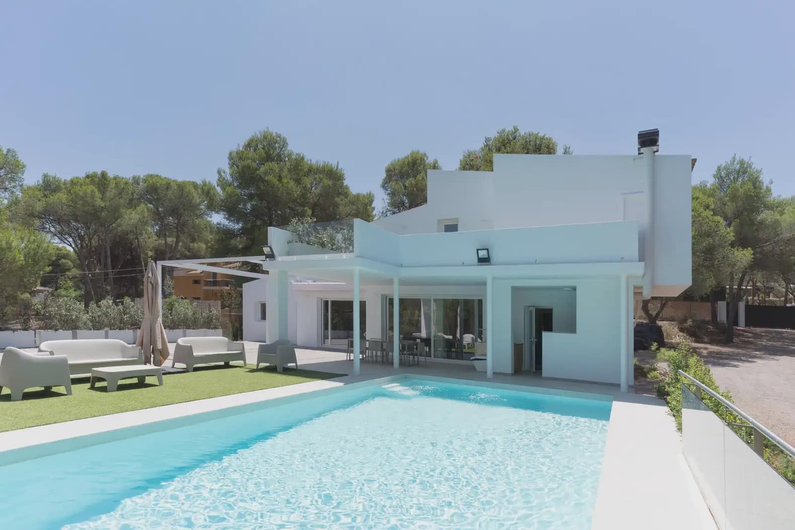 4 bedroom Villa for rent in Torres Torres with pool garage - € 4,900 (Ref: 9898262)