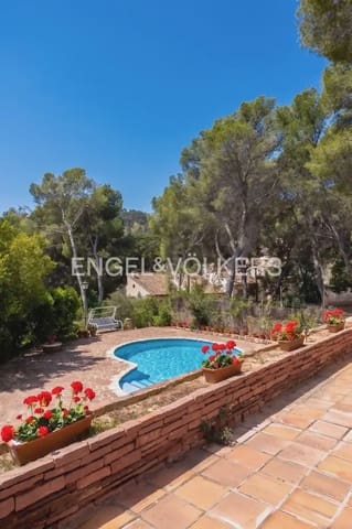 9 Zimmer Villa zu verkaufen in Náquera - 1.180.000 € (Ref: 9898263)