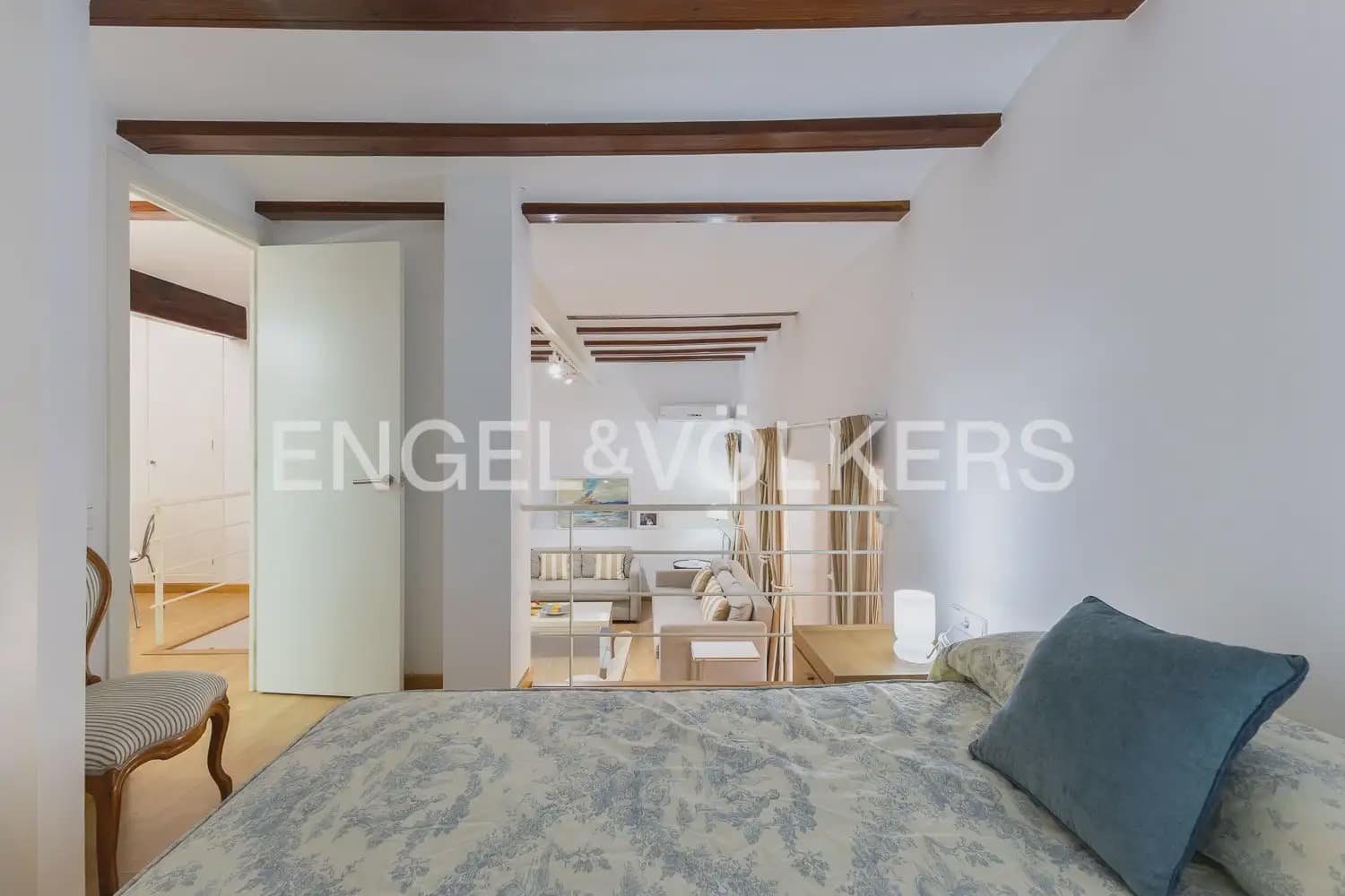 Chalet de 9 habitaciones en Náquera en venta - 1.180.000 € (Ref: 9898263)