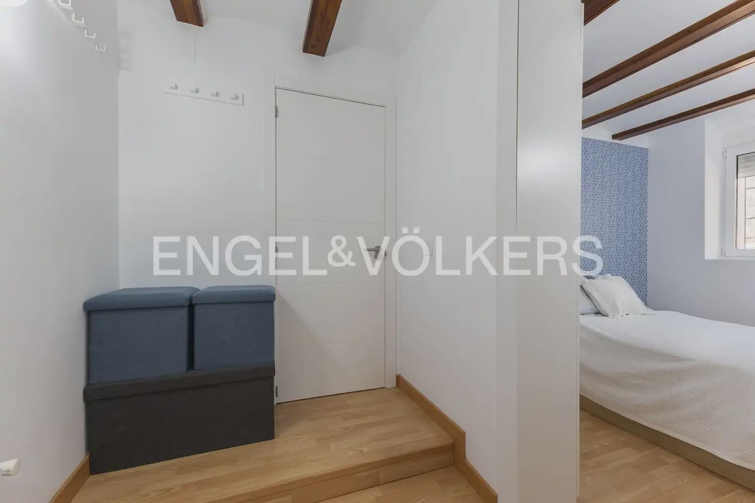 Chalet de 9 habitaciones en Náquera en venta - 1.180.000 € (Ref: 9898263)