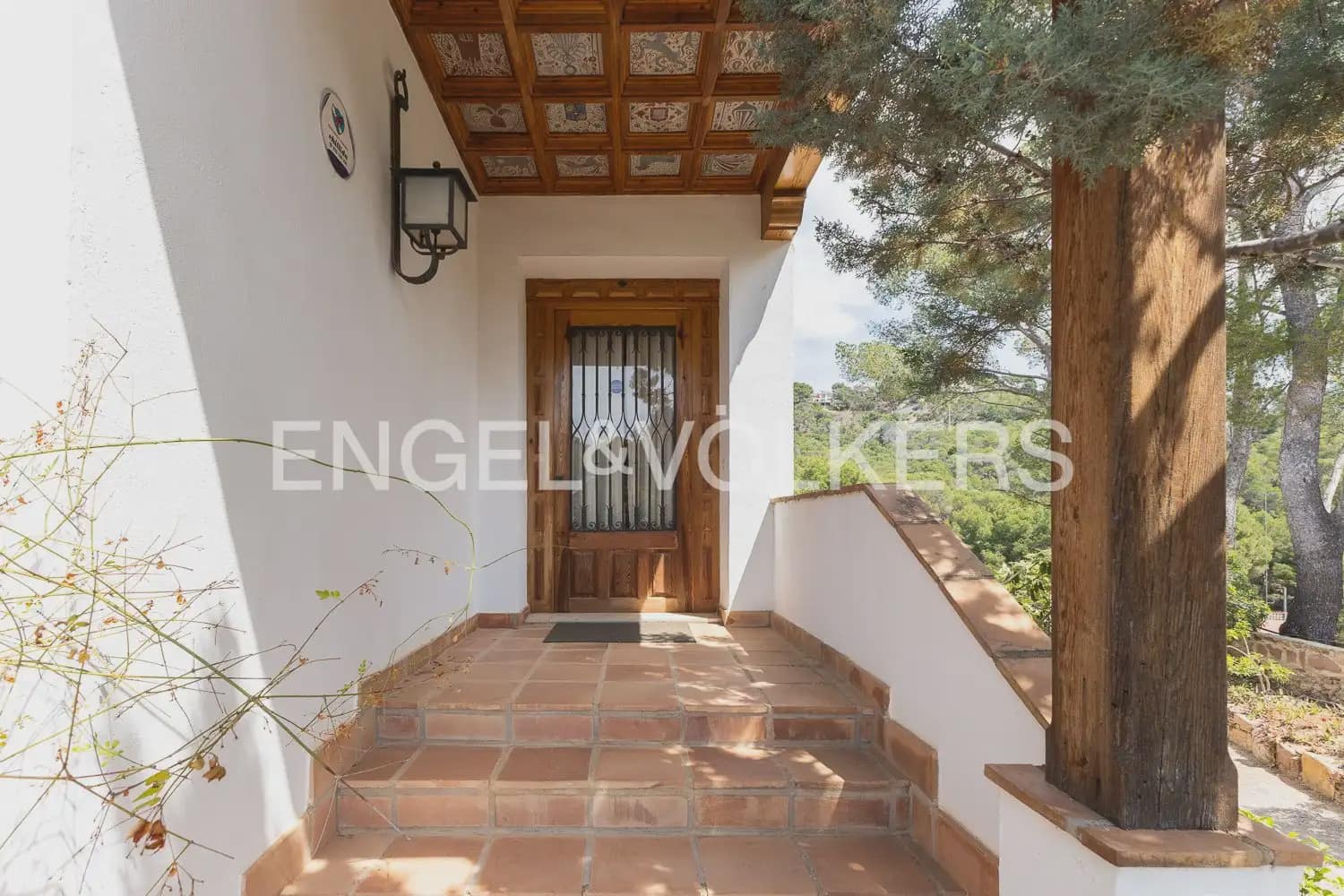Chalet de 9 habitaciones en Náquera en venta - 1.180.000 € (Ref: 9898263)