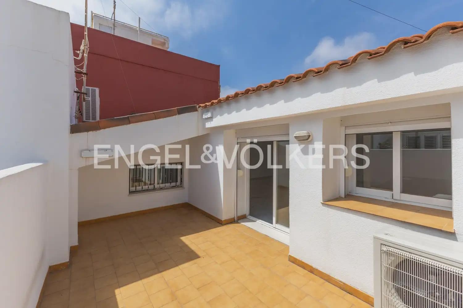 2 sovrum Takvåning att hyra i Valencia stad - 2 000 € (Ref: 9898266)